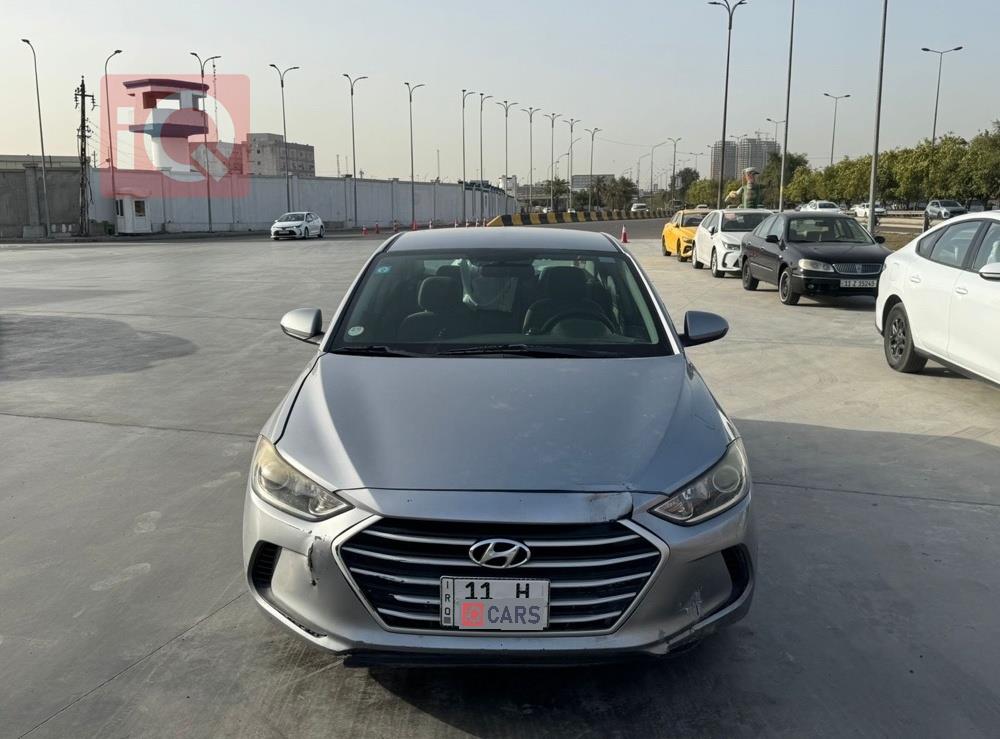 هیۆندای ئەلەنترا